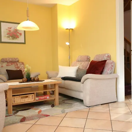 Ferienhaeuser Dpppelhaushaelfte, Am Badesteig 4c * Dierhagen