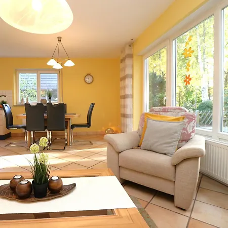 Ferienhaeuser Dpppelhaushaelfte, Am Badesteig 4c Casa de Férias Dierhagen